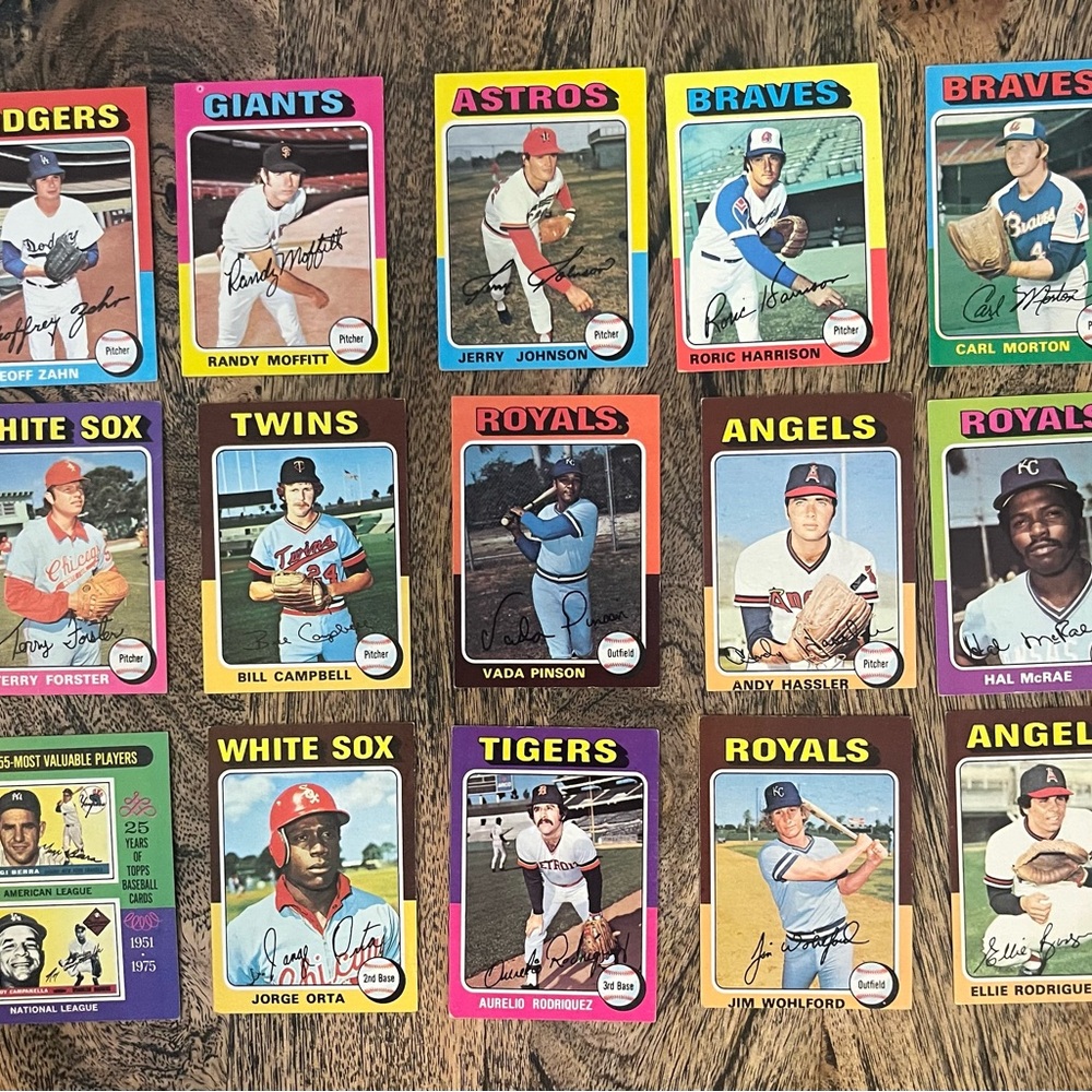 Lot of (15) 1975 Topps Mini Baseball Cards - Yogi Berra